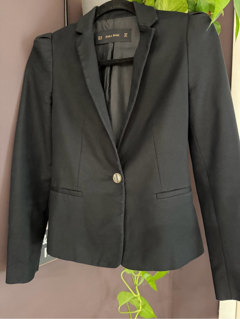 Zara Black Single-Button Tailored Blazer